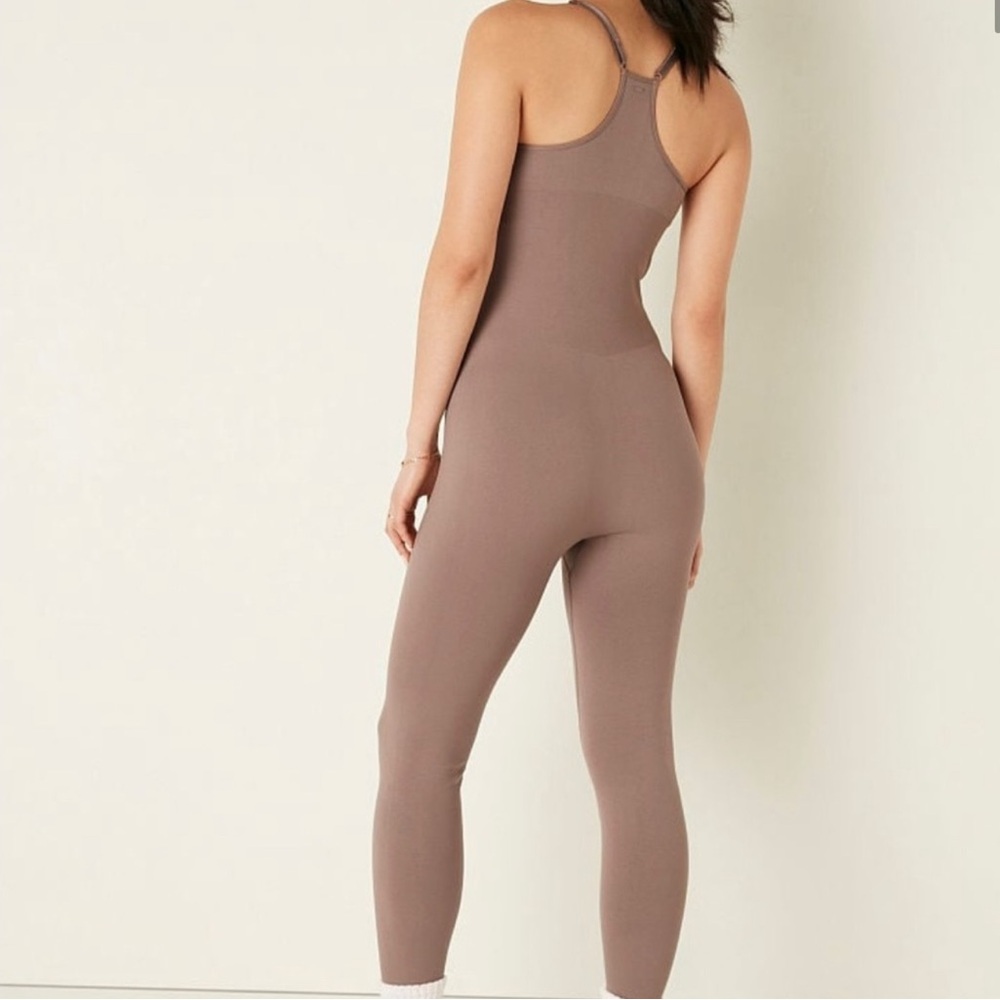Victoria Secret Pink Active Seamless Jumpsuit. - Picture 2 of 13